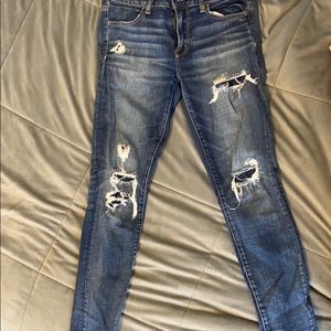 American eagle distressed jeans